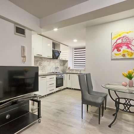 Old Town Apartments In City Center Pula Luaran gambar